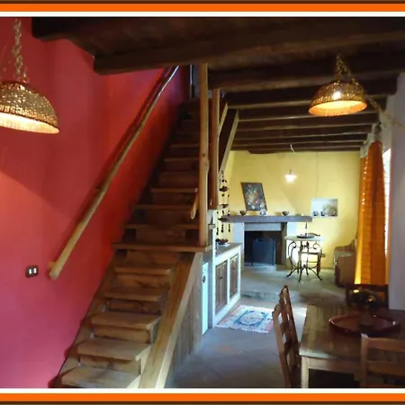 Alloggio per agriturismo Crete Gialle